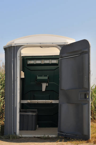 Affordable portable toilet rental in Merrill, IA